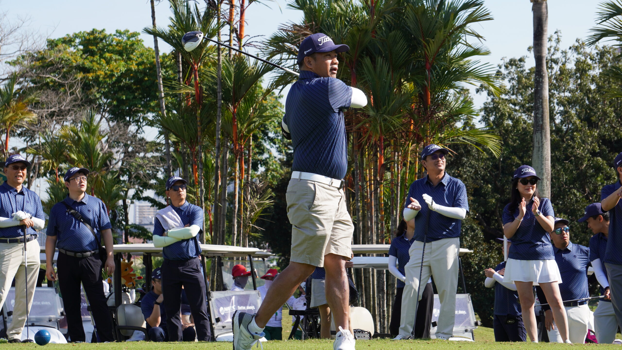 mec golf tee off